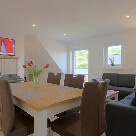 Mu1a Dachgeschosswohnung Ferienhaus *